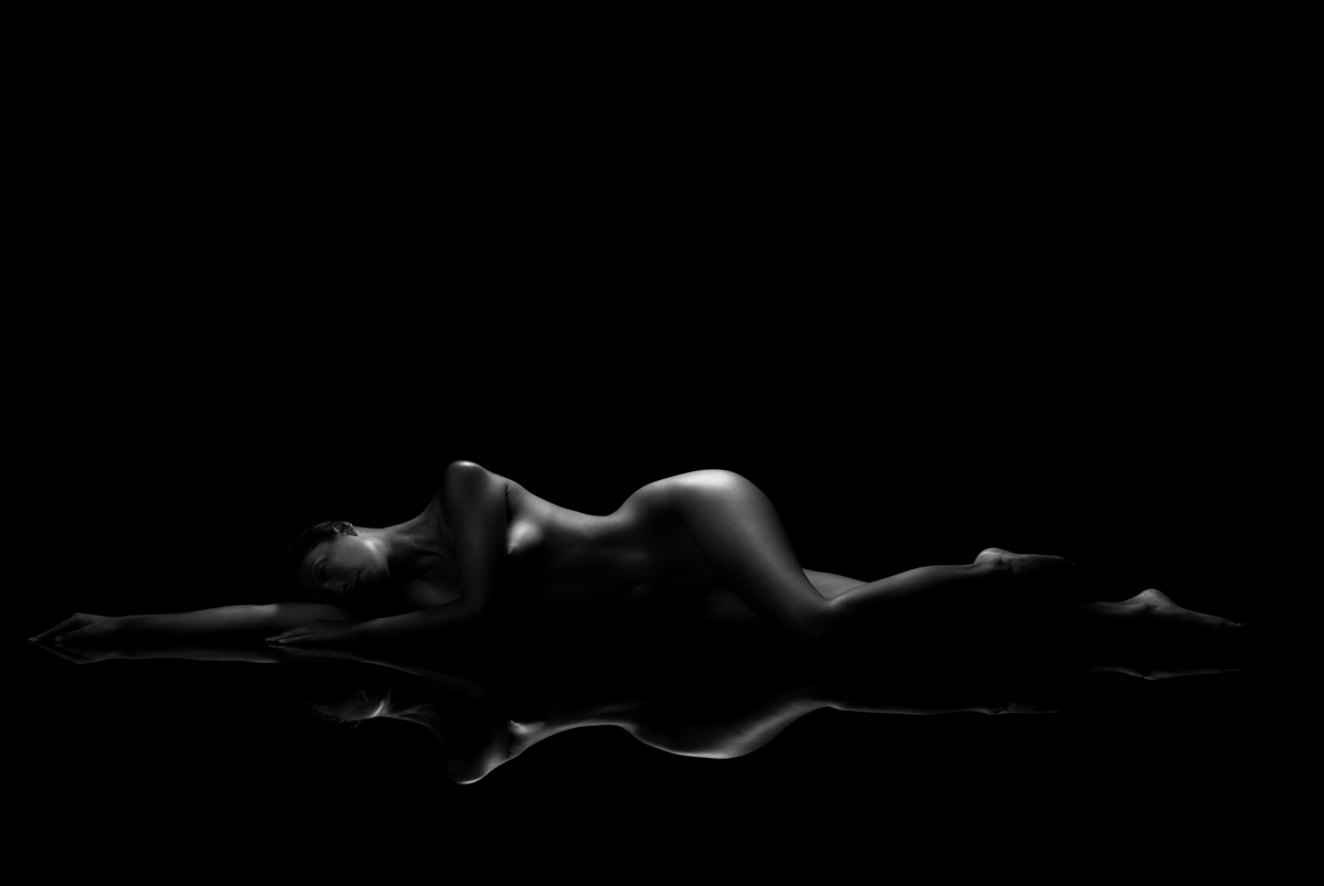 Body of Light, Fine art nudes, Studio nudes, Naked black and white photos, film photography, studio images, BW nude, South Carolina, female form, reflection, full body