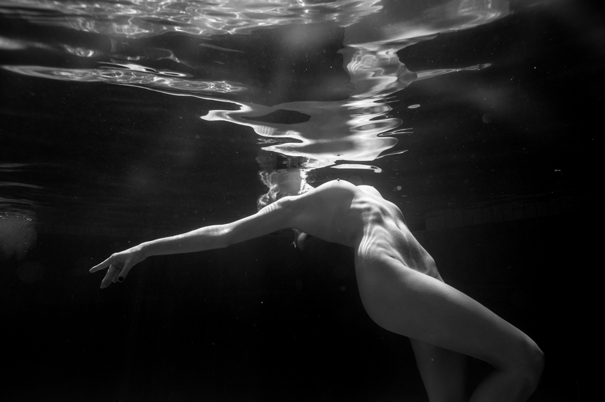 Underwater nude in black and white